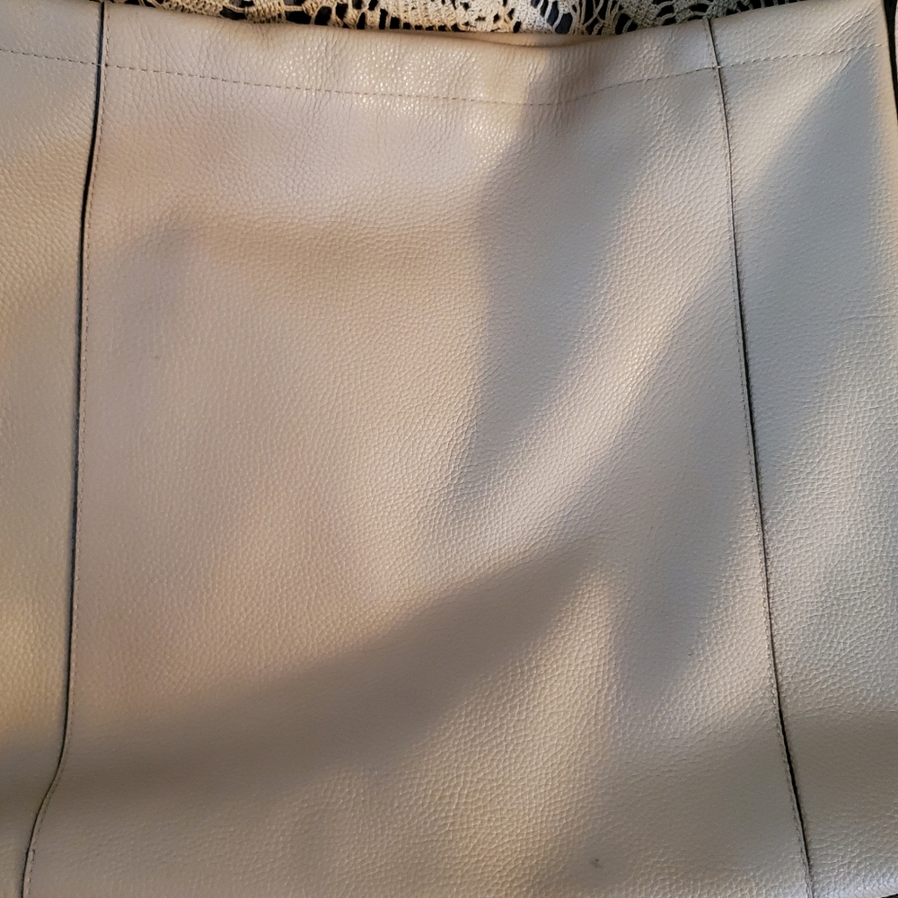 Tan Coach Purse - Picture 6 of 13